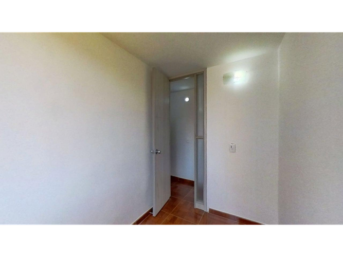 Apartamento de 3 alcobas en venta en Uaecd 007, Soacha, 43 m² · foto 8 de 17