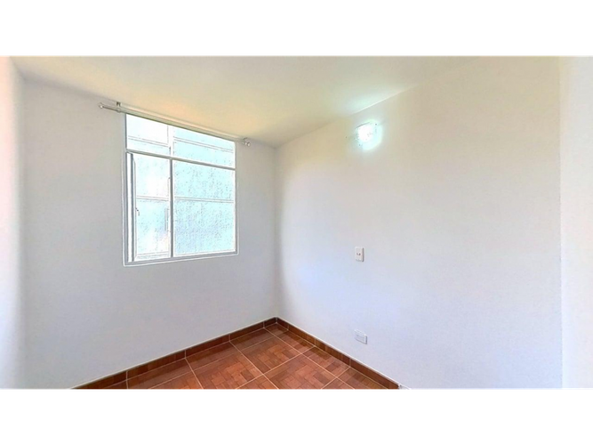 Apartamento de 3 alcobas en venta en Uaecd 007, Soacha, 43 m² · foto 9 de 17