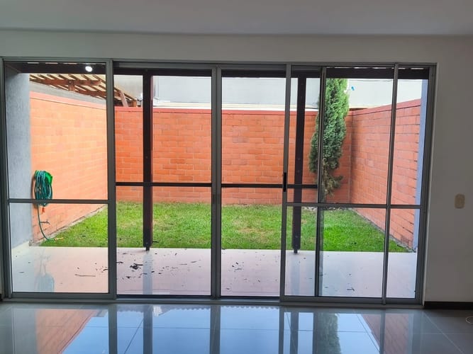 Casa de 3 alcobas en venta en Ciudad Country, Jamundí, 110 m² · foto 9 de 13