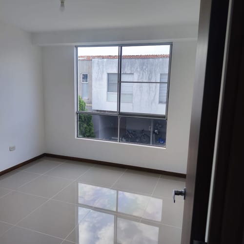 Casa de 3 alcobas en venta en Ciudad Country, Jamundí, 110 m² · foto 5 de 13
