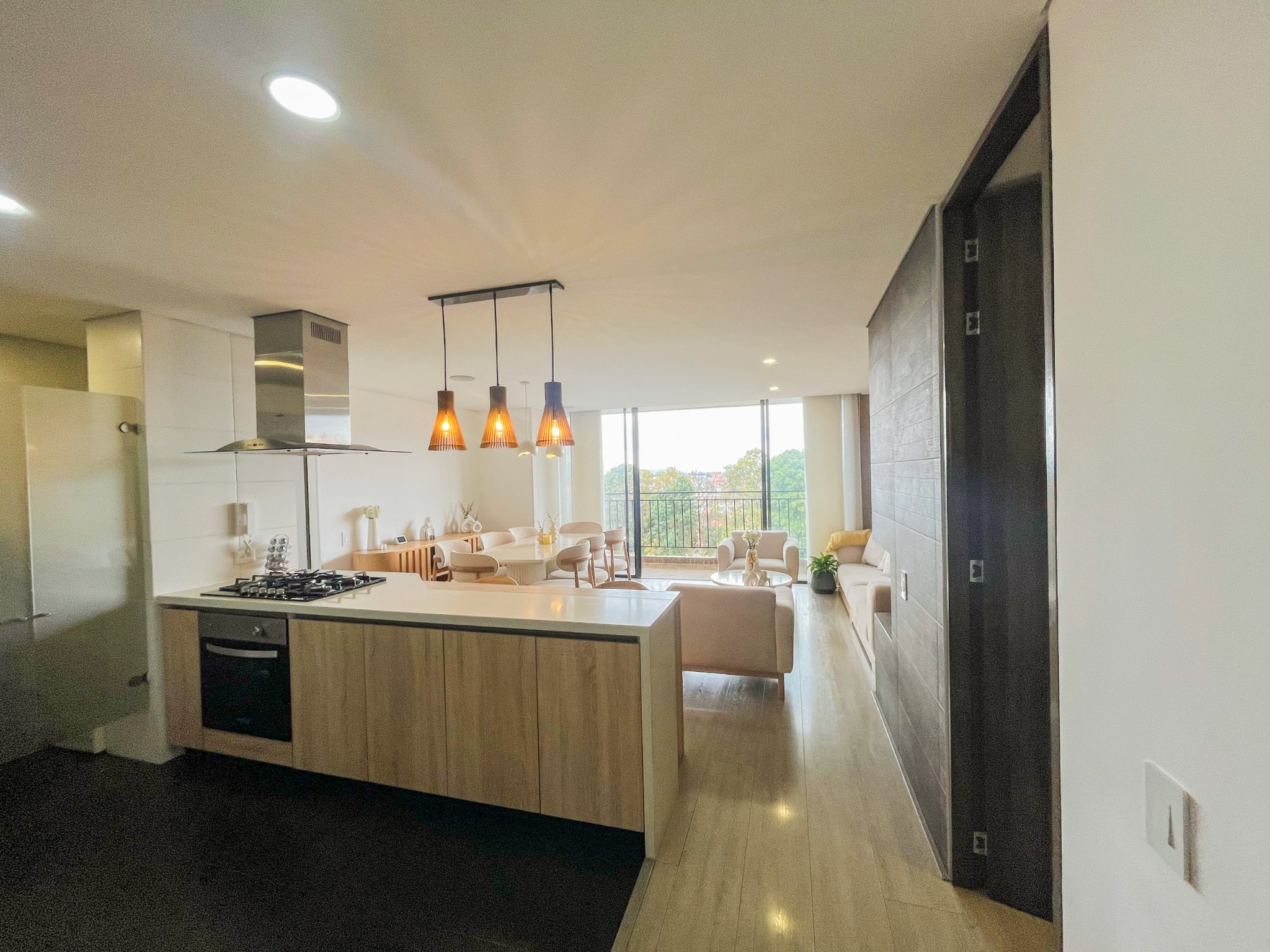 Apartamento en venta en Laura Vicuña, Chía · foto 2 de 12