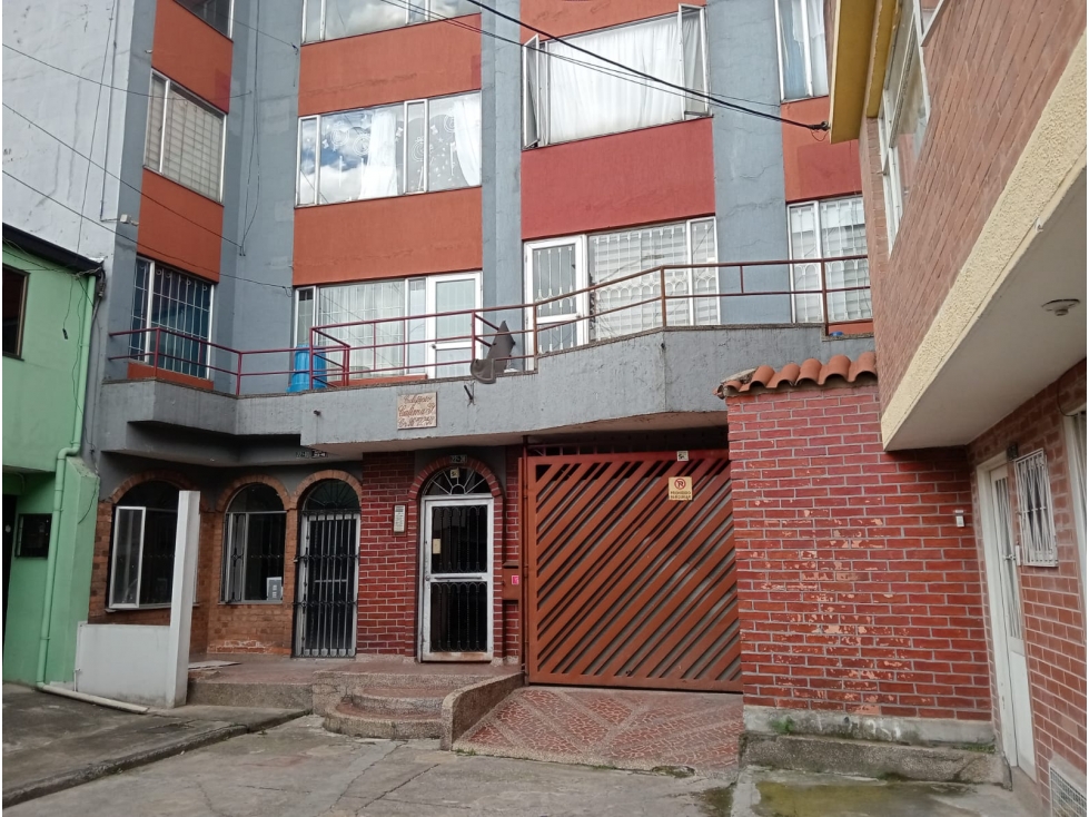 Apartamento en venta en Fontibon, Bogotá · foto 3 de 13