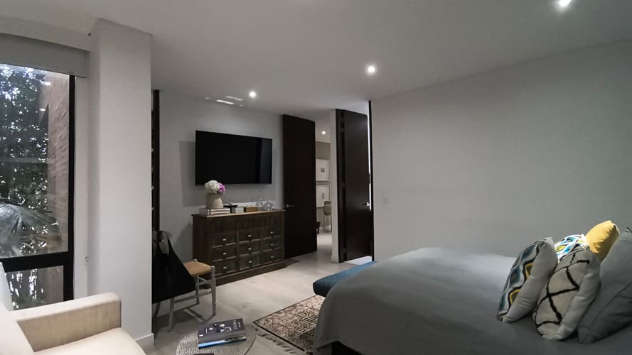 Apartamento de 2 alcobas en venta en Los Rosales, Bogotá, 130 m² · foto 8 de 16