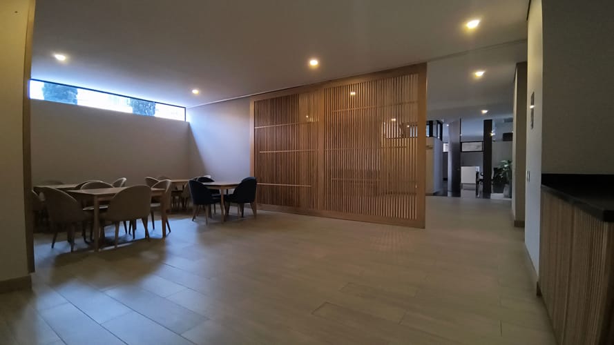 Apartamento de 2 alcobas en venta en Los Rosales, Bogotá, 130 m² · foto 13 de 16