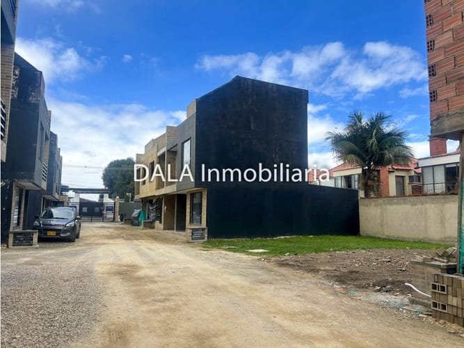 Lote en venta en Bojaca, Chía, 70 m² · foto 4 de 7