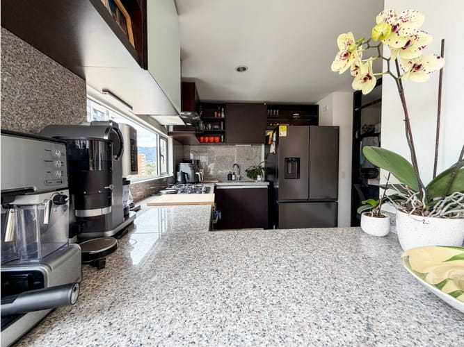 Apartaestudio en venta en Chico Norte, Bogotá, 65 m² · foto 8 de 22