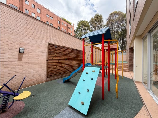 Apartaestudio en venta en Chico Norte, Bogotá, 65 m² · foto 20 de 22