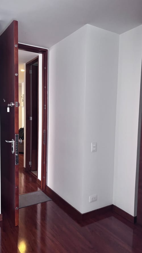 Apartamento de 3 alcobas en venta en Chicó Navarra, Bogotá, 141 m² · foto 9 de 18