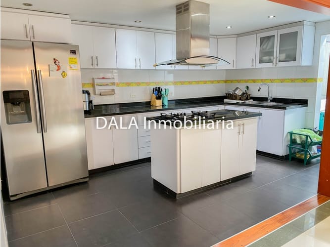Casa de 4 alcobas en venta en Cr San Sebastian, Chía, 263 m² · foto 7 de 24