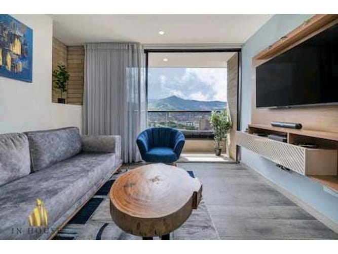 Apartamento de 2 alcobas en venta en Mayorca, Sabaneta, 68 m² · foto 2 de 10
