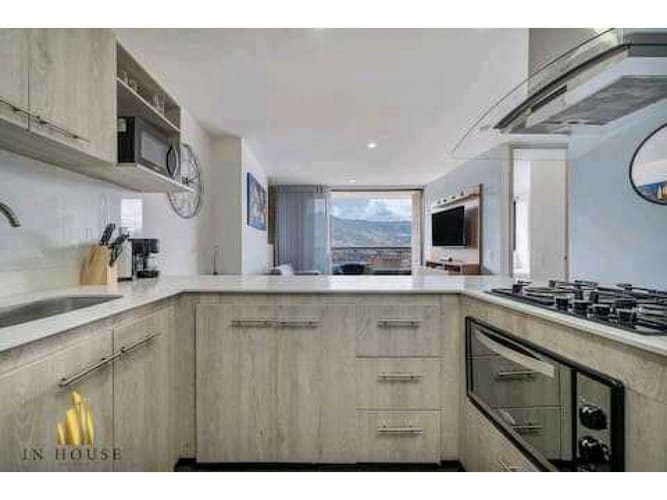 Apartamento de 2 alcobas en venta en Mayorca, Sabaneta, 68 m² · foto 6 de 10