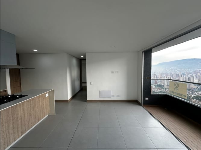 Apartamento de 2 alcobas en venta en Las Lomitas, Sabaneta, 62 m² · foto 5 de 16