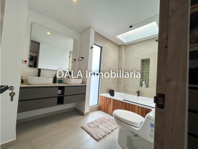 Casa de 3 alcobas en venta en La Moya, Cota, 147 m² · foto 17 de 24