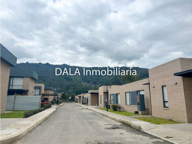 Casa de 3 alcobas en venta en La Moya, Cota, 147 m² · foto 24 de 24