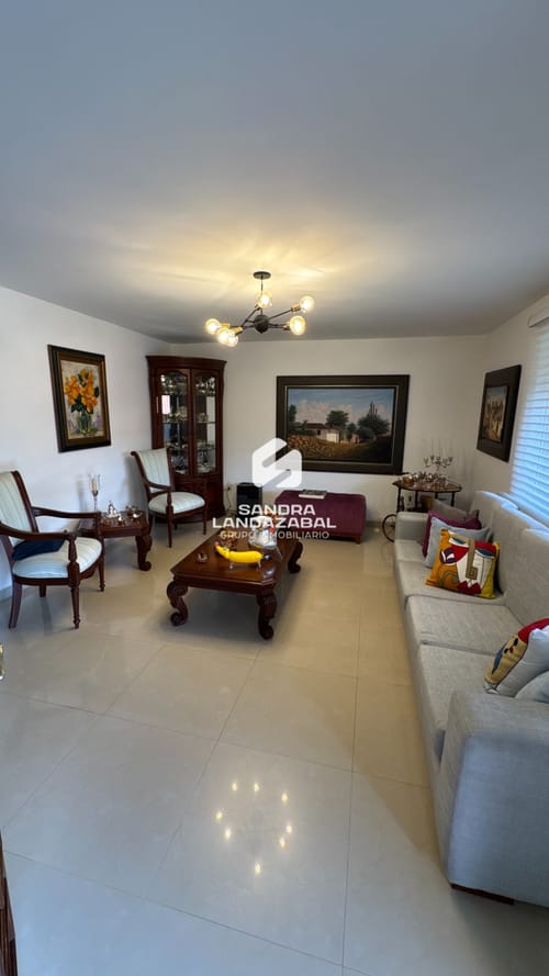 Casa de 4 alcobas en venta en Lagos Del Cacique, Bucaramanga, 230 m² · foto 7 de 19