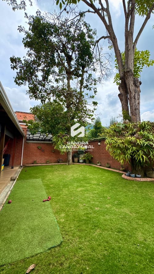 Casa de 4 alcobas en venta en Lagos Del Cacique, Bucaramanga, 230 m² · foto 18 de 19