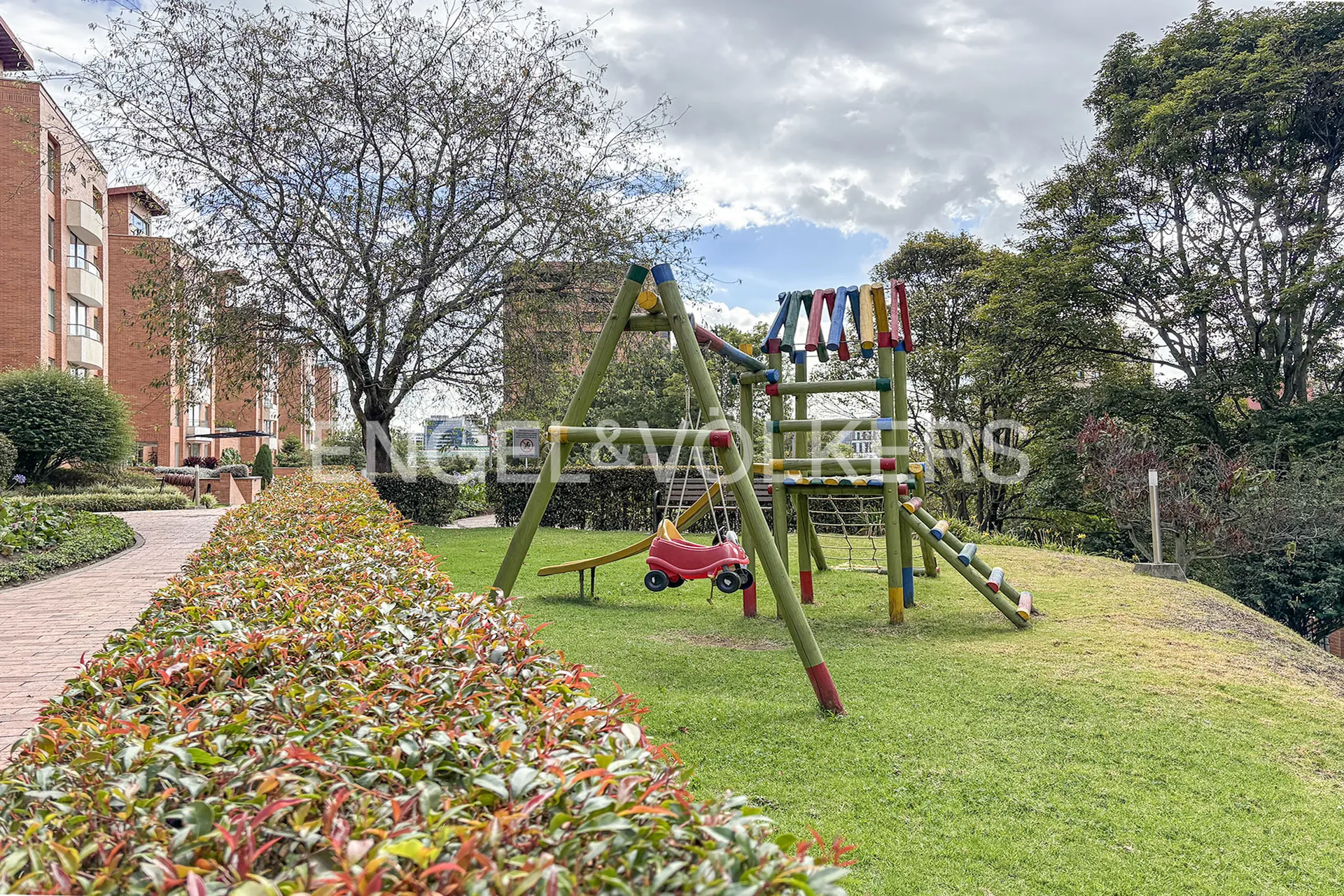 Apartamento en venta en Santa Barbara Alta, Bogotá · foto 20 de 20