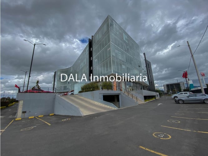 Consultorio en venta en Cataluña, Chía, 31 m² · foto 2 de 24