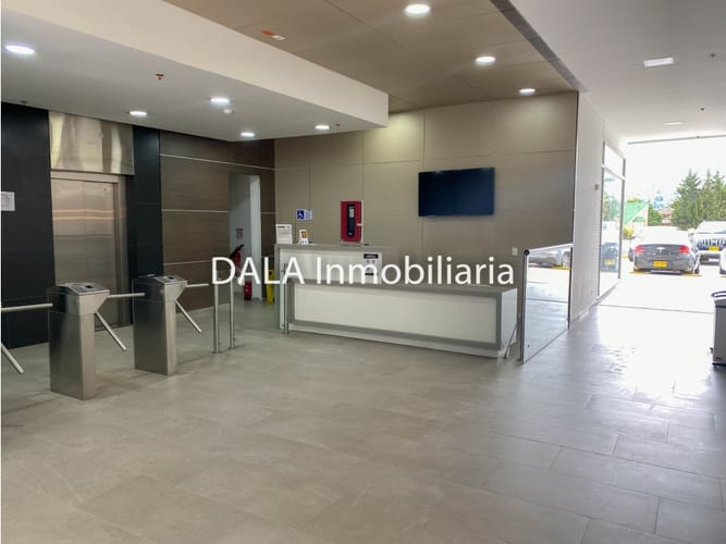 Consultorio en venta en Cataluña, Chía, 31 m² · foto 3 de 24