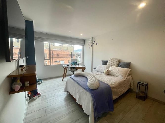 Apartamento de 3 alcobas en venta en Santa Paula, Bogotá, 133 m² · foto 11 de 19