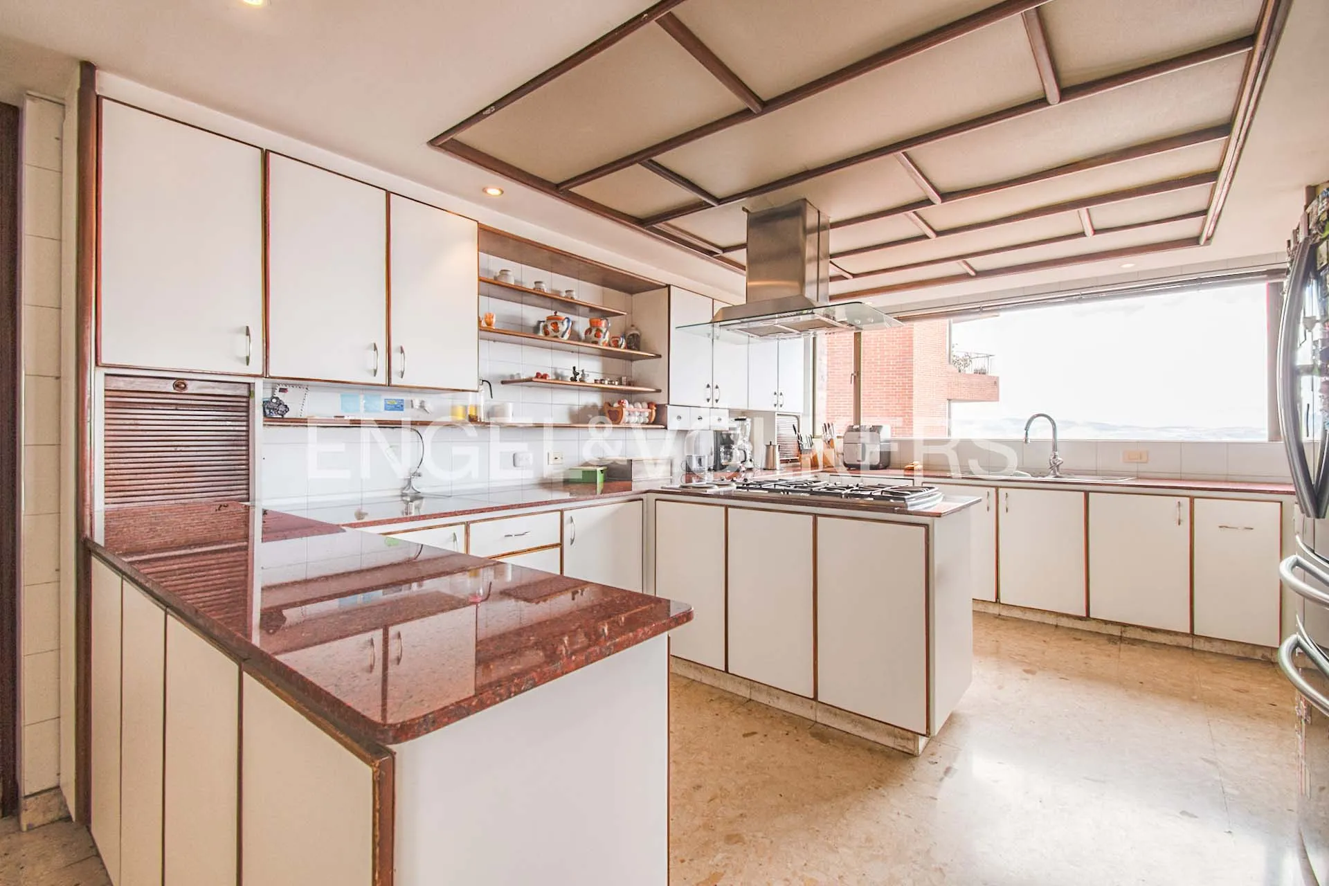Apartamento en venta en El Refugio, Bogotá · foto 7 de 19