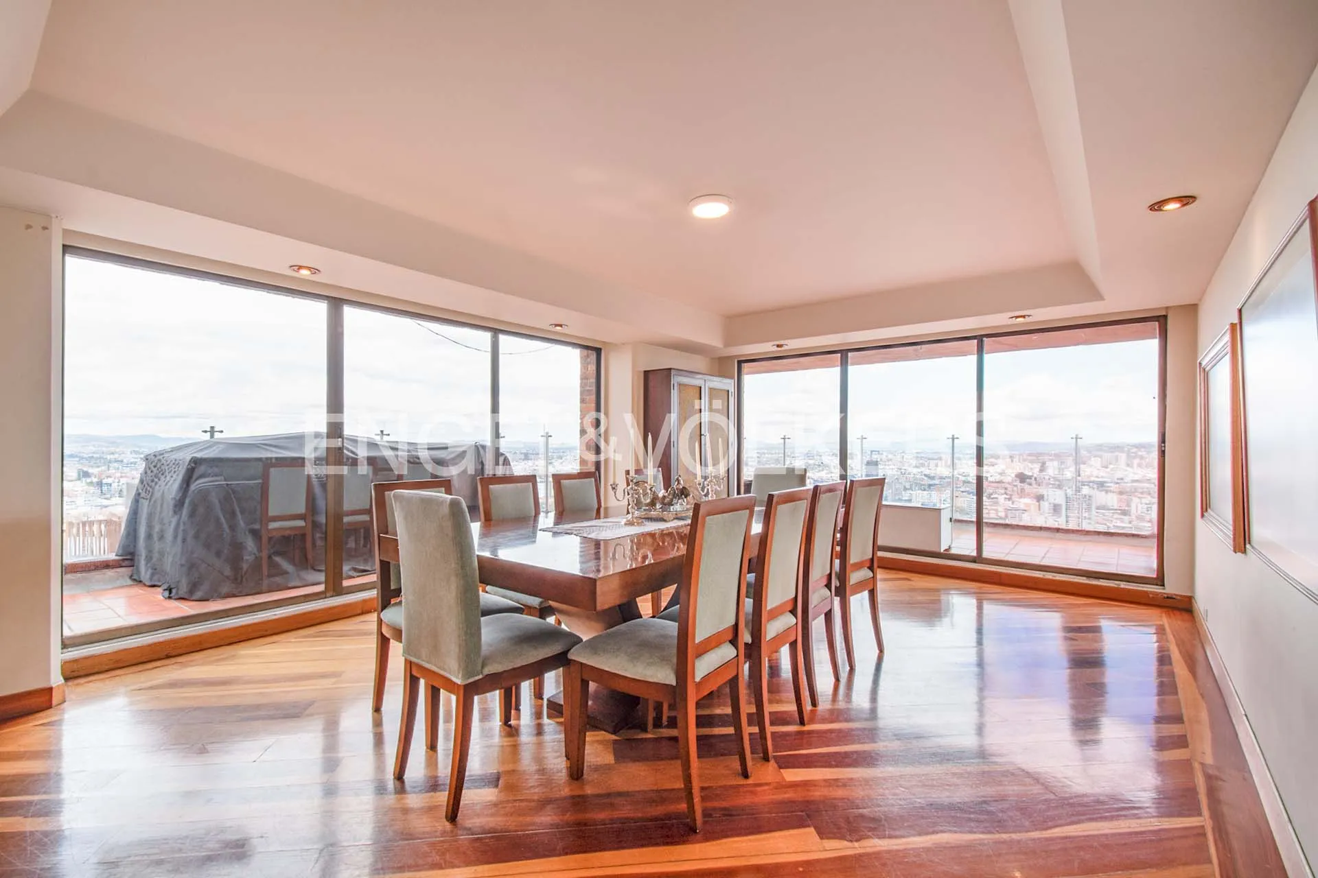 Apartamento en venta en El Refugio, Bogotá · foto 4 de 19