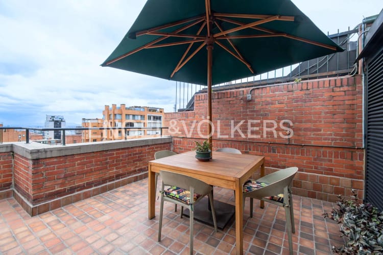 Apartamento de 3 alcobas en venta en Los Rosales, Bogotá, 259 m² · foto 17 de 20