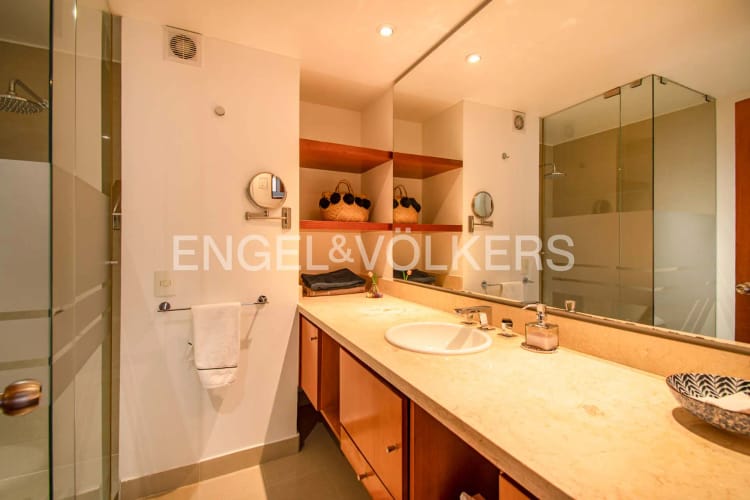 Apartamento de 3 alcobas en venta en Los Rosales, Bogotá, 259 m² · foto 15 de 20