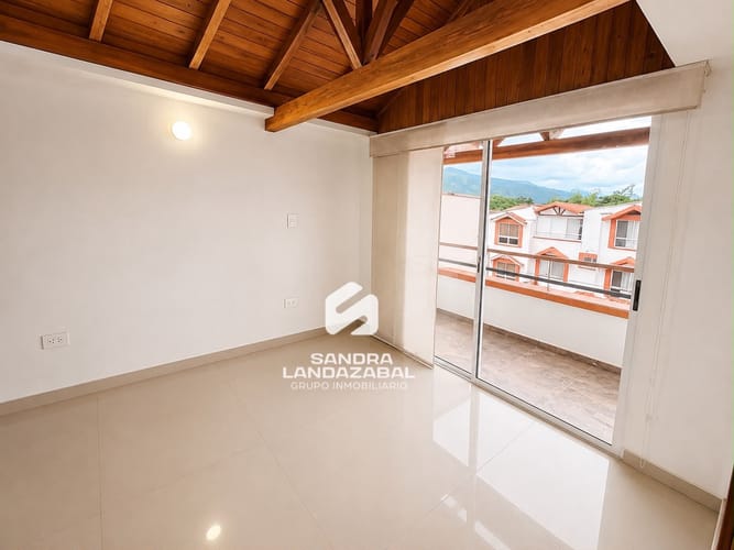 Casa de 4 alcobas en venta en Lagos Del Cacique, Bucaramanga, 185 m² · foto 5 de 8