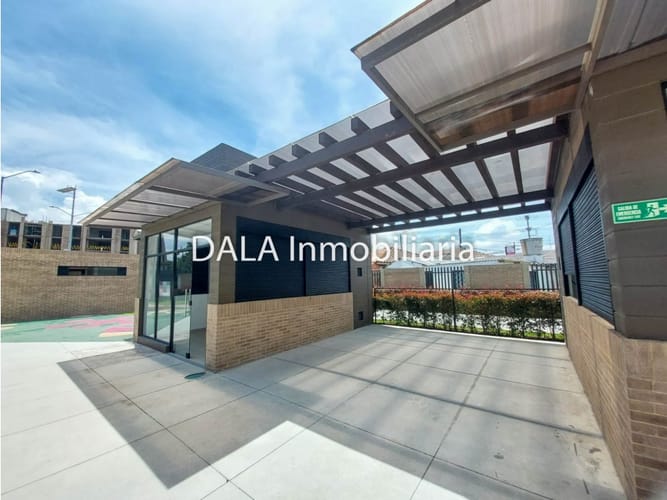 Local en arriendo en Santa Cruz, Chía, 25 m² · foto 12 de 21