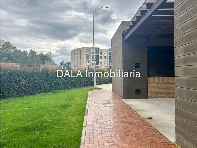 Local en arriendo en Santa Cruz, Chía, 25 m² · foto 13 de 21