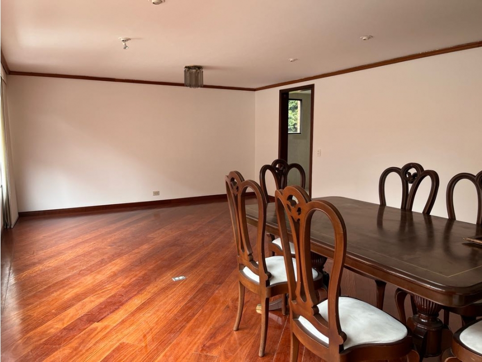 Apartamento en venta en Santa Barbara, Bogotá · foto 2 de 16