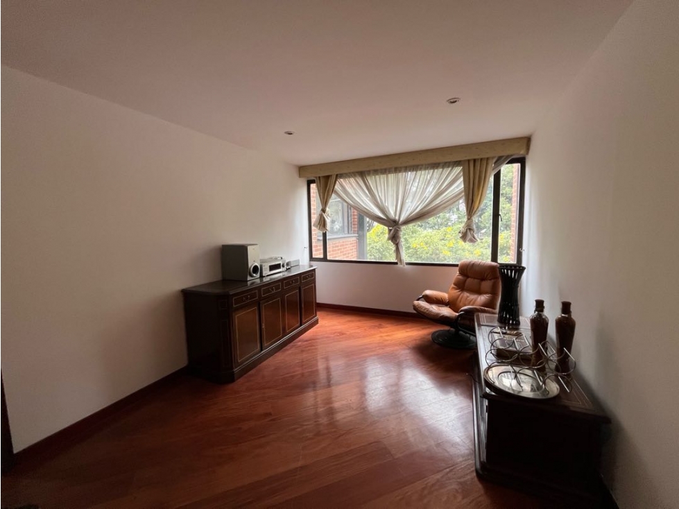 Apartamento en venta en Santa Barbara, Bogotá · foto 9 de 16