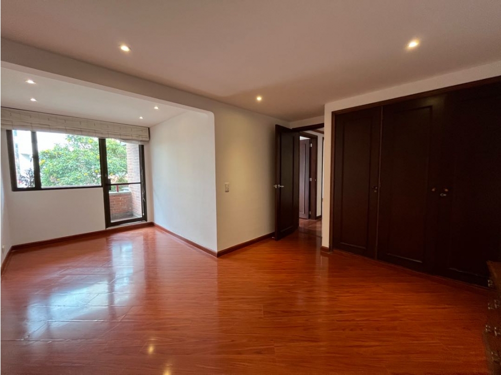 Apartamento en venta en Santa Barbara, Bogotá · foto 13 de 16