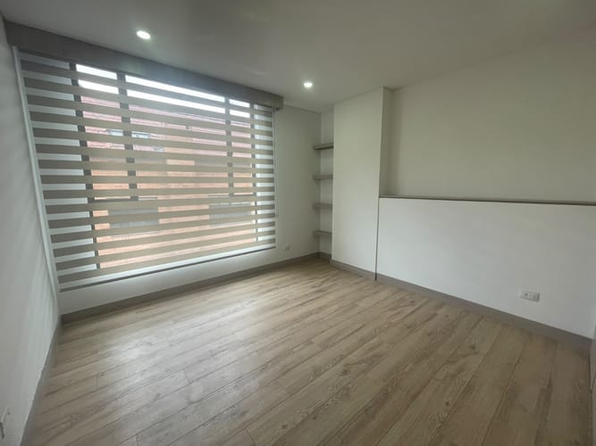 Apartamento de 2 alcobas en venta en Santa Paula, Bogotá, 102 m² · foto 8 de 12