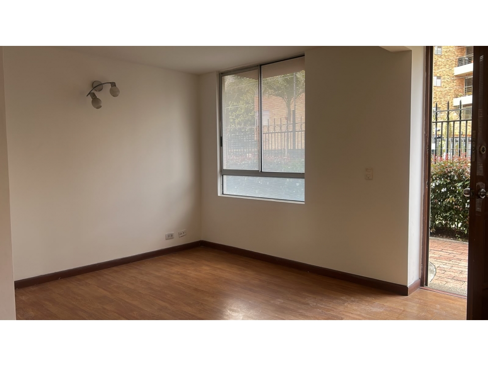 Casa en venta en Mazuren, Bogotá · foto 8 de 24