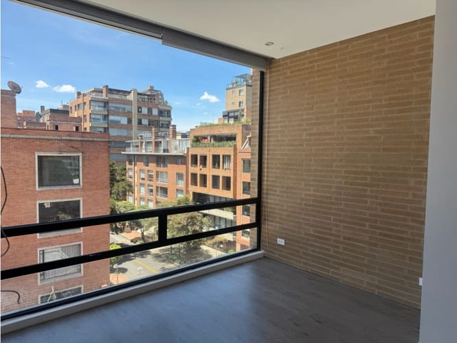 Apartamento de 2 alcobas en venta en Chicó Reservado, Bogotá, 72 m² · foto 6 de 14