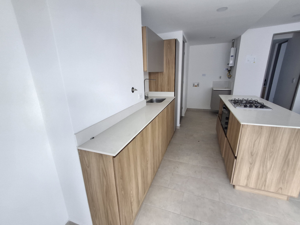 Apartamento en arriendo en La Ceja · foto 3 de 18