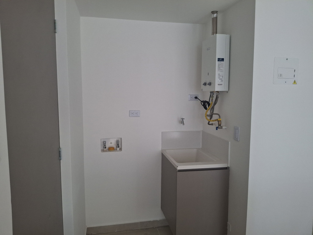 Apartamento en arriendo en La Ceja · foto 4 de 18