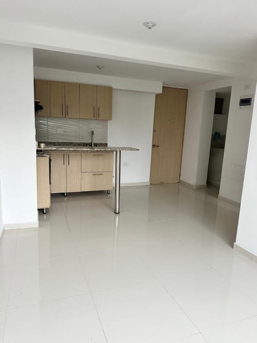 Apartamento de 3 alcobas en venta en Bucaros, Bello, 56 m² · foto 3 de 18
