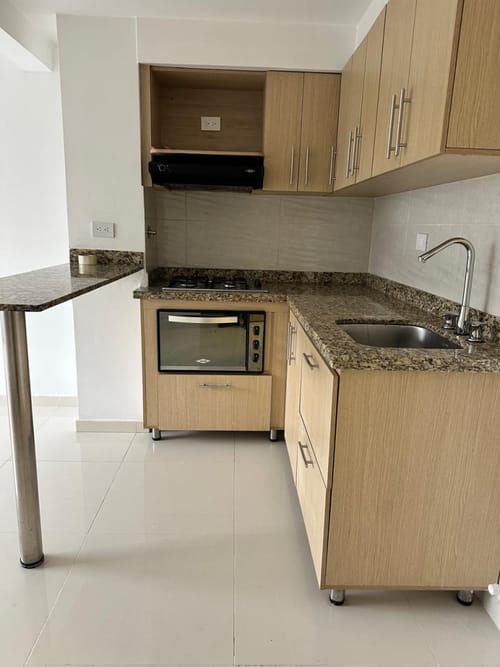 Apartamento de 3 alcobas en venta en Bucaros, Bello, 56 m² · foto 5 de 18