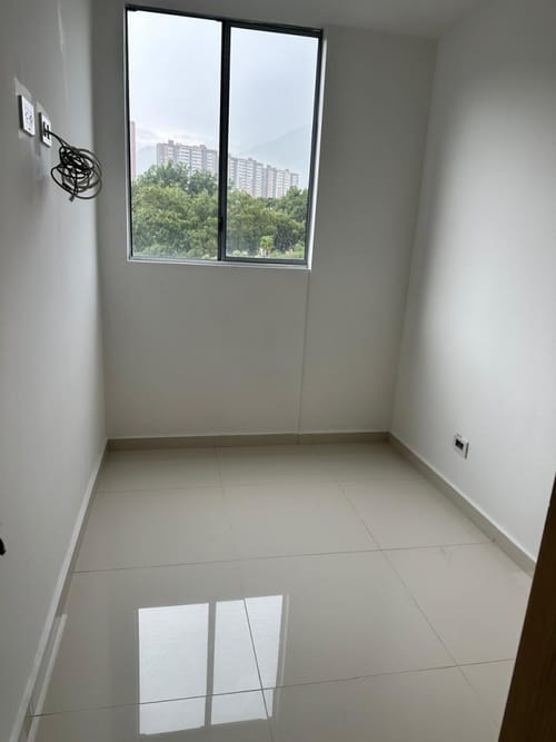 Apartamento de 3 alcobas en venta en Bucaros, Bello, 56 m² · foto 6 de 18