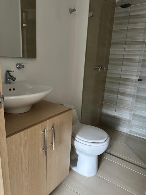 Apartamento de 3 alcobas en venta en Bucaros, Bello, 56 m² · foto 13 de 18