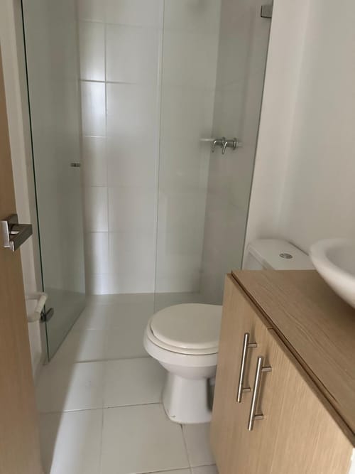 Apartamento de 3 alcobas en venta en Bucaros, Bello, 56 m² · foto 17 de 18