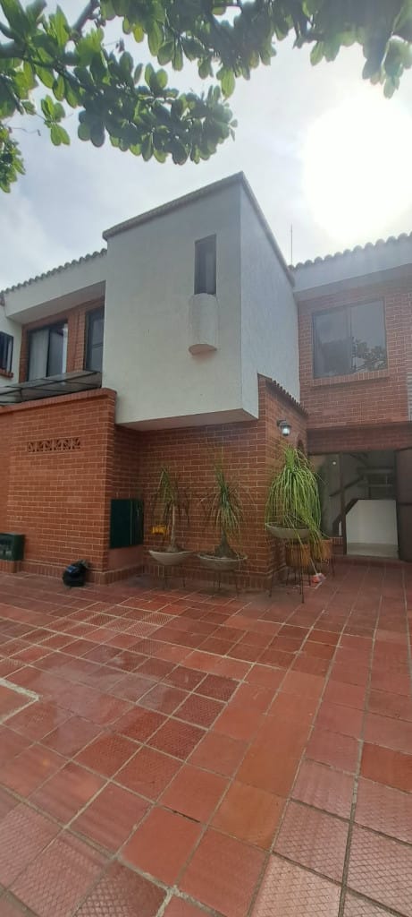 Casa de 3 alcobas en venta en Ciudad Jardin, Cali, 119 m² · foto 4 de 22