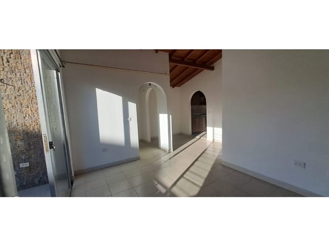 Apartamento de 3 alcobas en venta en Entre Amigos, Sabaneta, 93 m² · foto 2 de 21