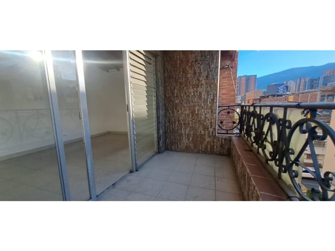 Apartamento de 3 alcobas en venta en Entre Amigos, Sabaneta, 93 m² · foto 16 de 21