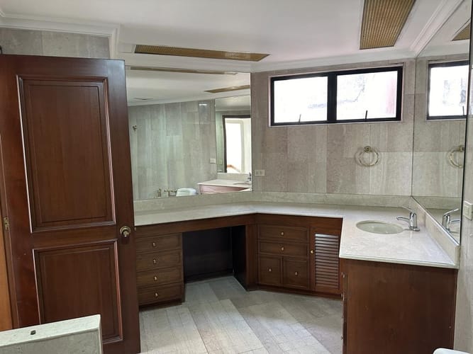 Apartamento de 4 alcobas en venta en La Arboleda, Cali, 345 m² · foto 23 de 24