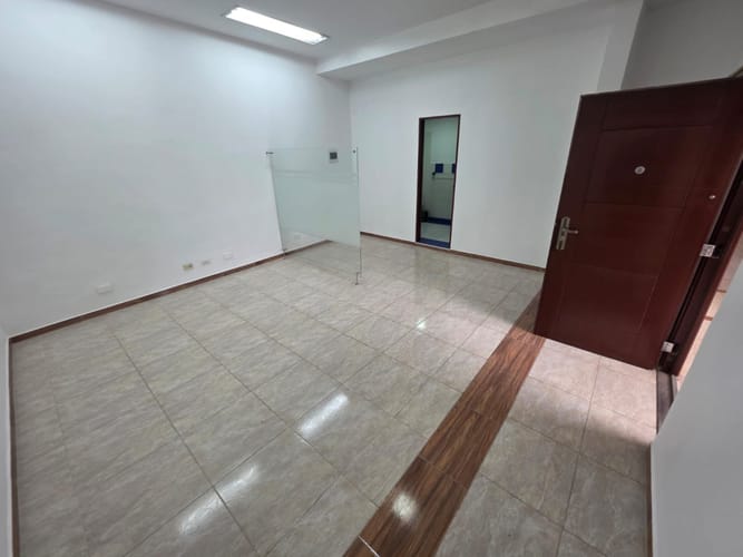 Local en arriendo en San Nicolas, Cali, 27 m² · foto 6 de 8