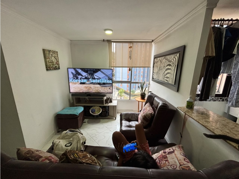 Apartamento en venta en San Antonio De Prado, Medellín · foto 3 de 9